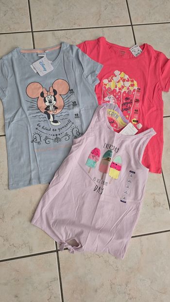 Neufs (non portés) 🏷🥰😍 teeshirts et débardeur 10 ans fille 😍🥰🏷