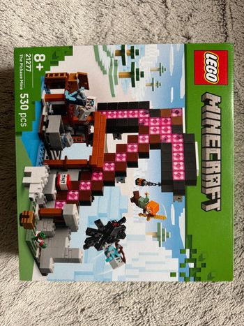 LEGO Minecraft 21277 – La Mine en forme de Pioche – 530 pièces – Neuf scellé