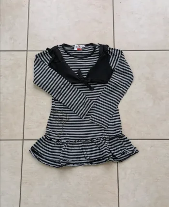 Tunique hello kitty rayée 8 ans