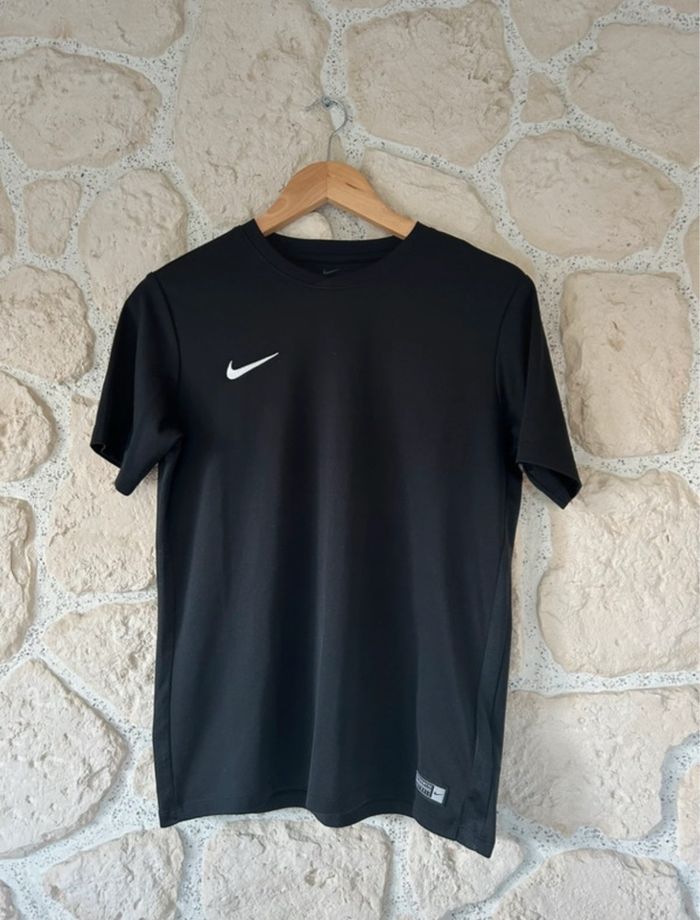 T-shirt Nike