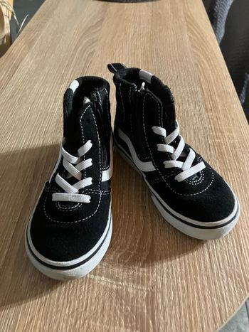 Vans en très bon état 