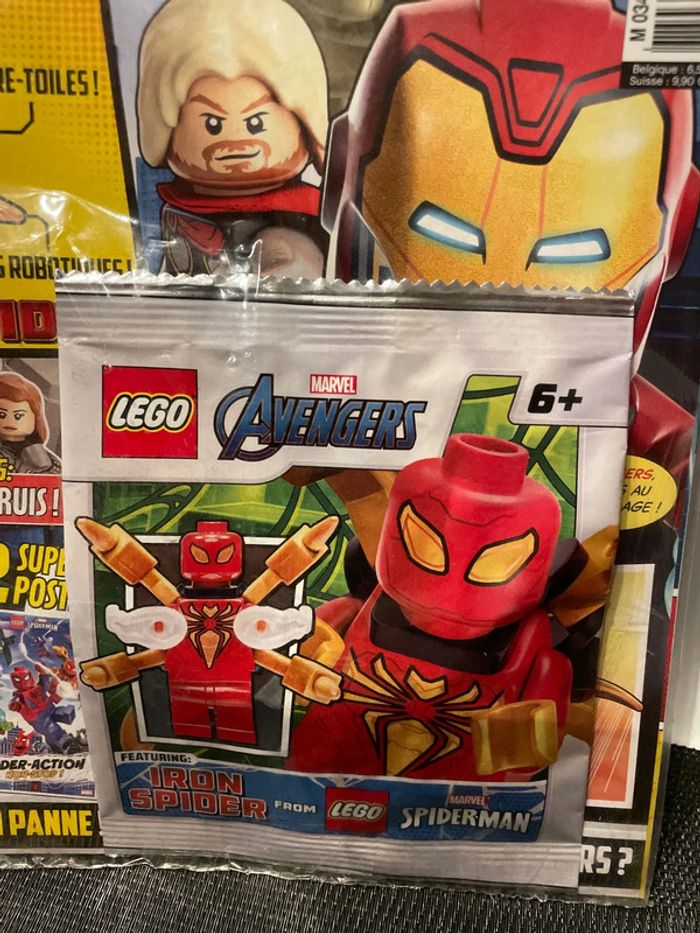 Lego Avengers Marvel magazine + polybag minifigure Iron Spider bras robotiques mini figurine - photo numéro 2