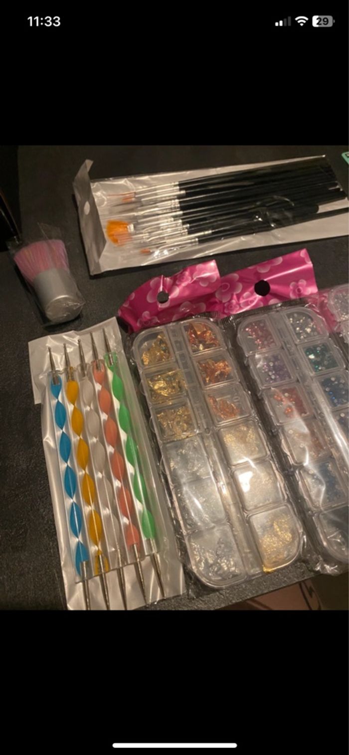 Ensemble pinceaux et autres - photo numéro 2