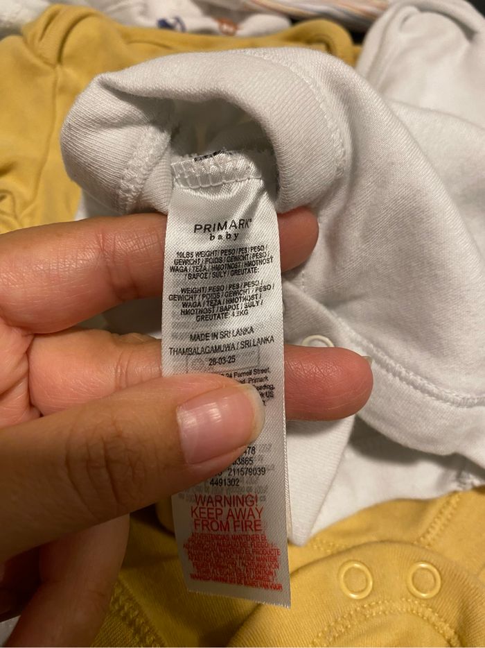 Lot de 11bodies Primark - photo numéro 3