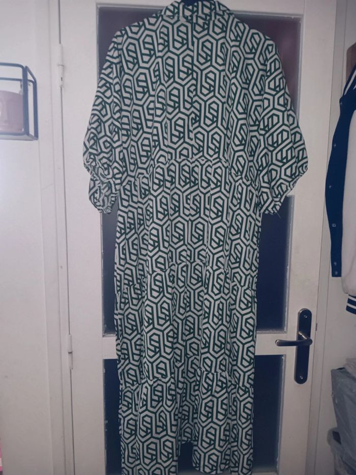 Robe 2xl - photo numéro 4