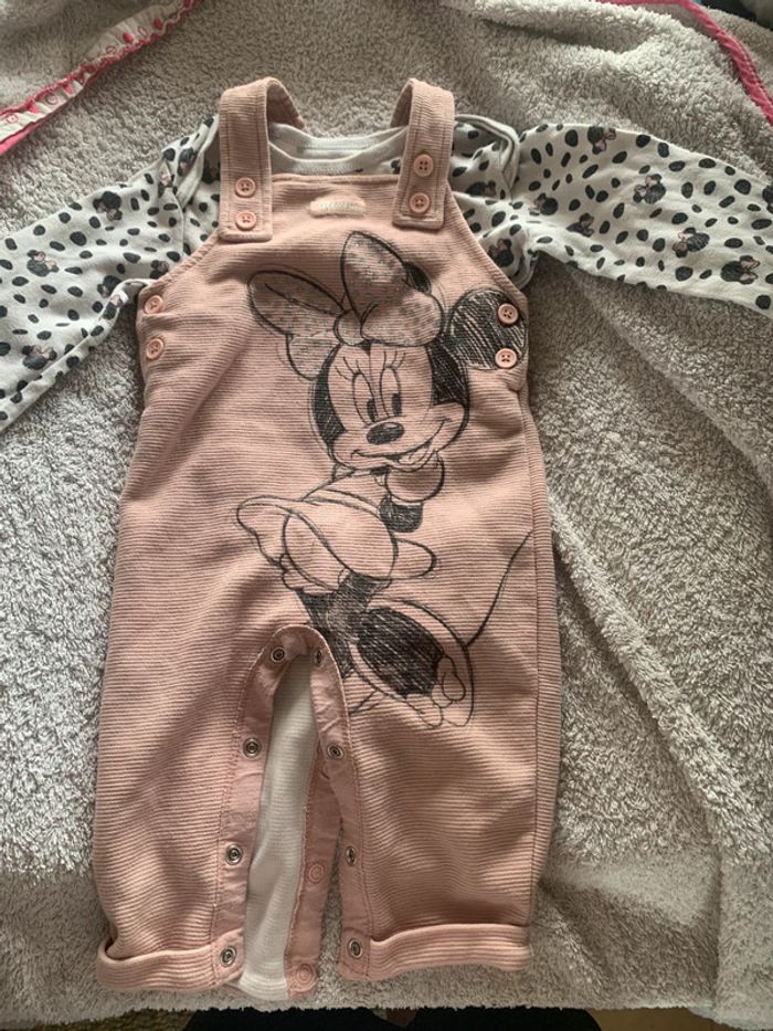 Joli ensemble Minnie Disney combinaison salopette + body