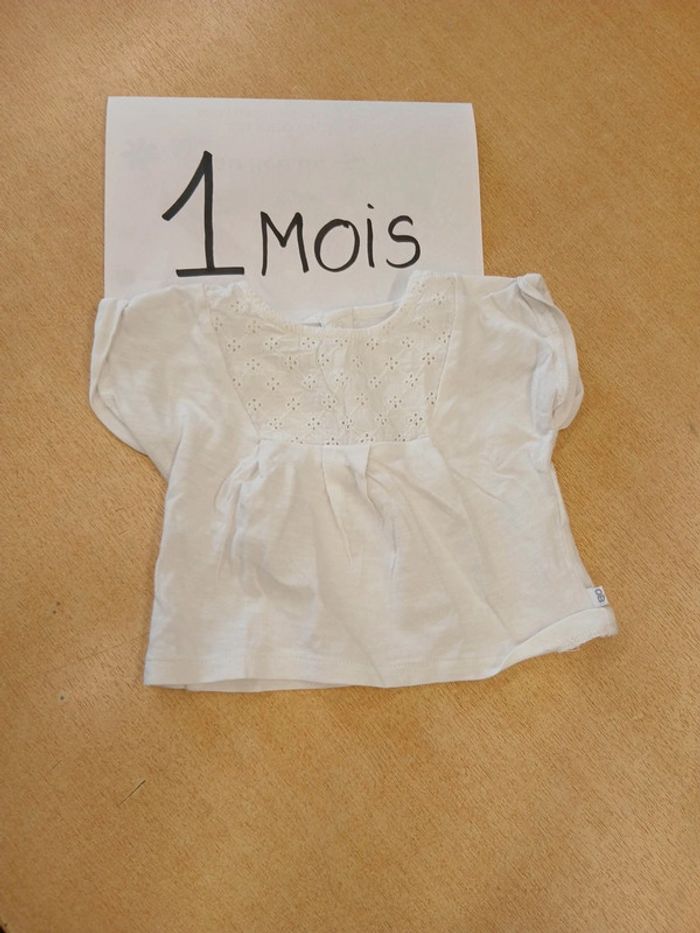 Tee shirt