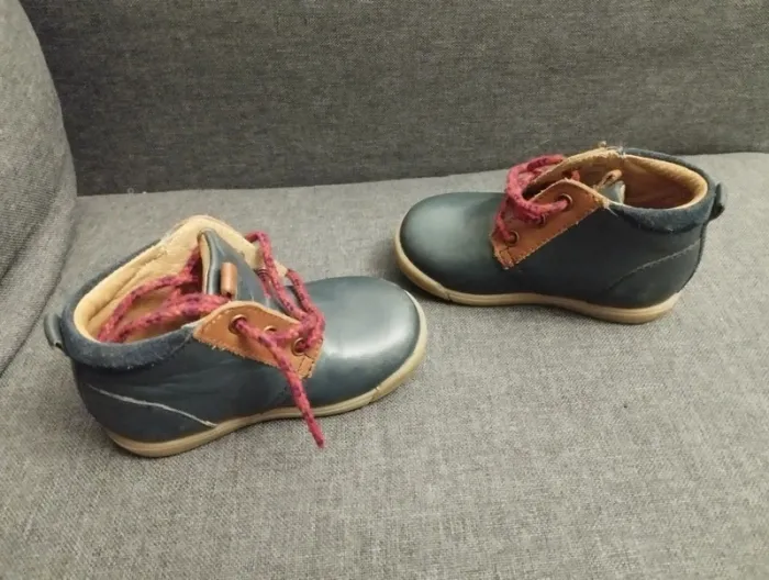 Chaussures taille 19 marque shoopom - photo numéro 2