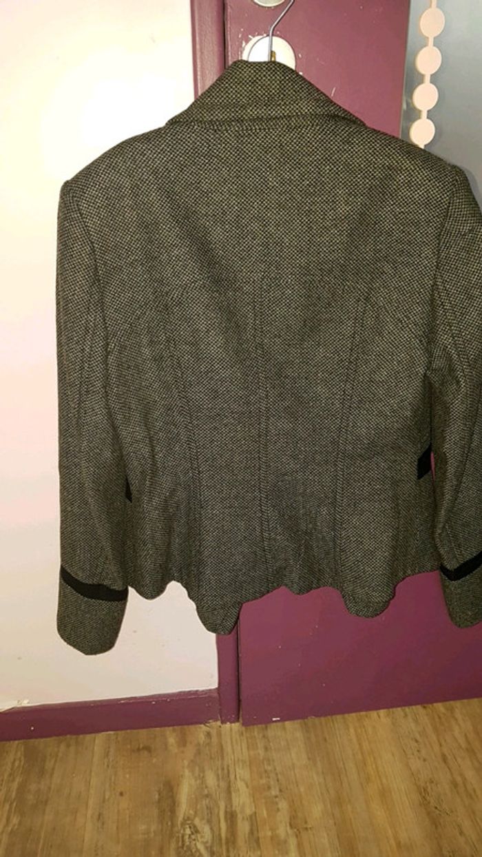 Belle veste bien taillée Promod taille 40 - photo numéro 3