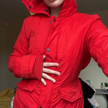 Manteaux rouge