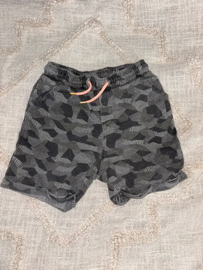 Short 24 mois