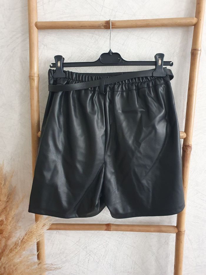 Short simili cuir Taille XL - photo numéro 2