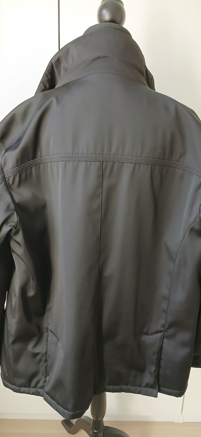 Manteau 3/4 noir. Très bon état. OLLY GAN Taille 4 - photo numéro 5