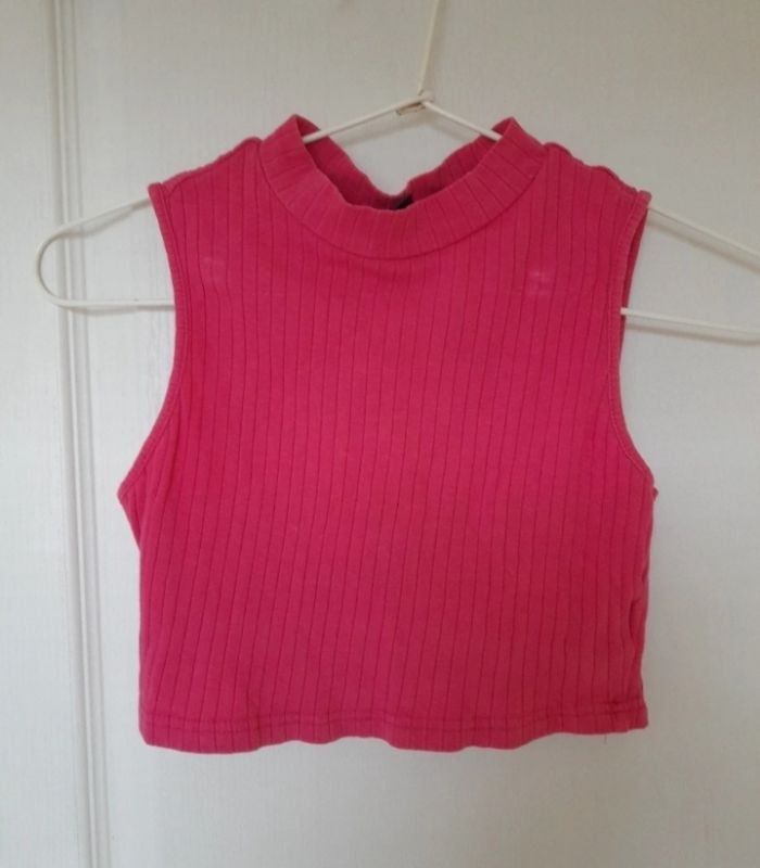Crop top