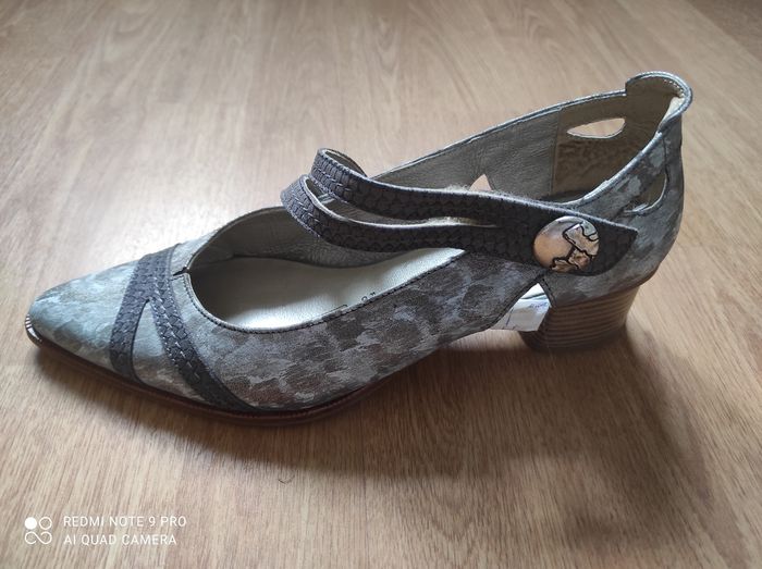 Chaussures - photo numéro 2