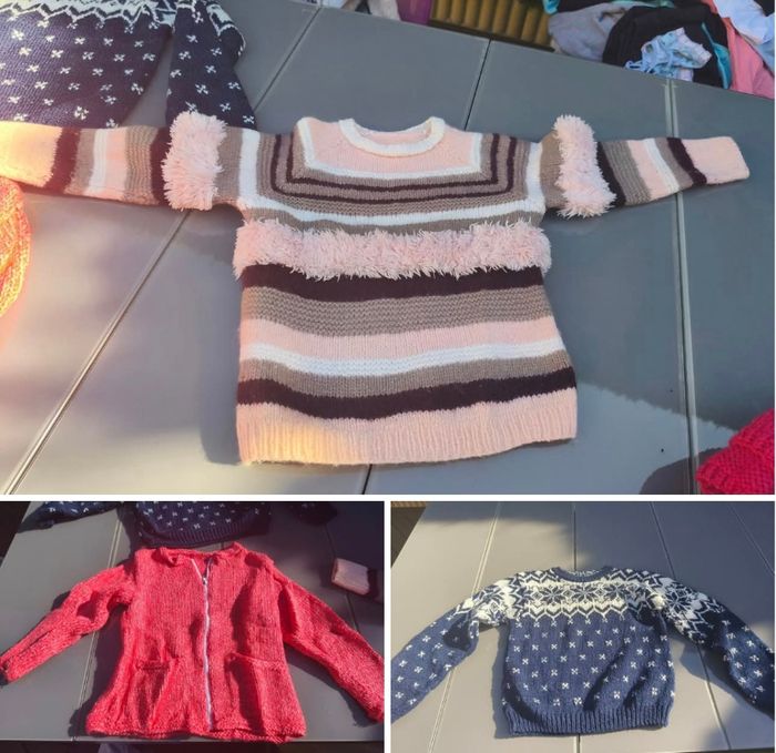 Lot gilets et pull - photo numéro 4