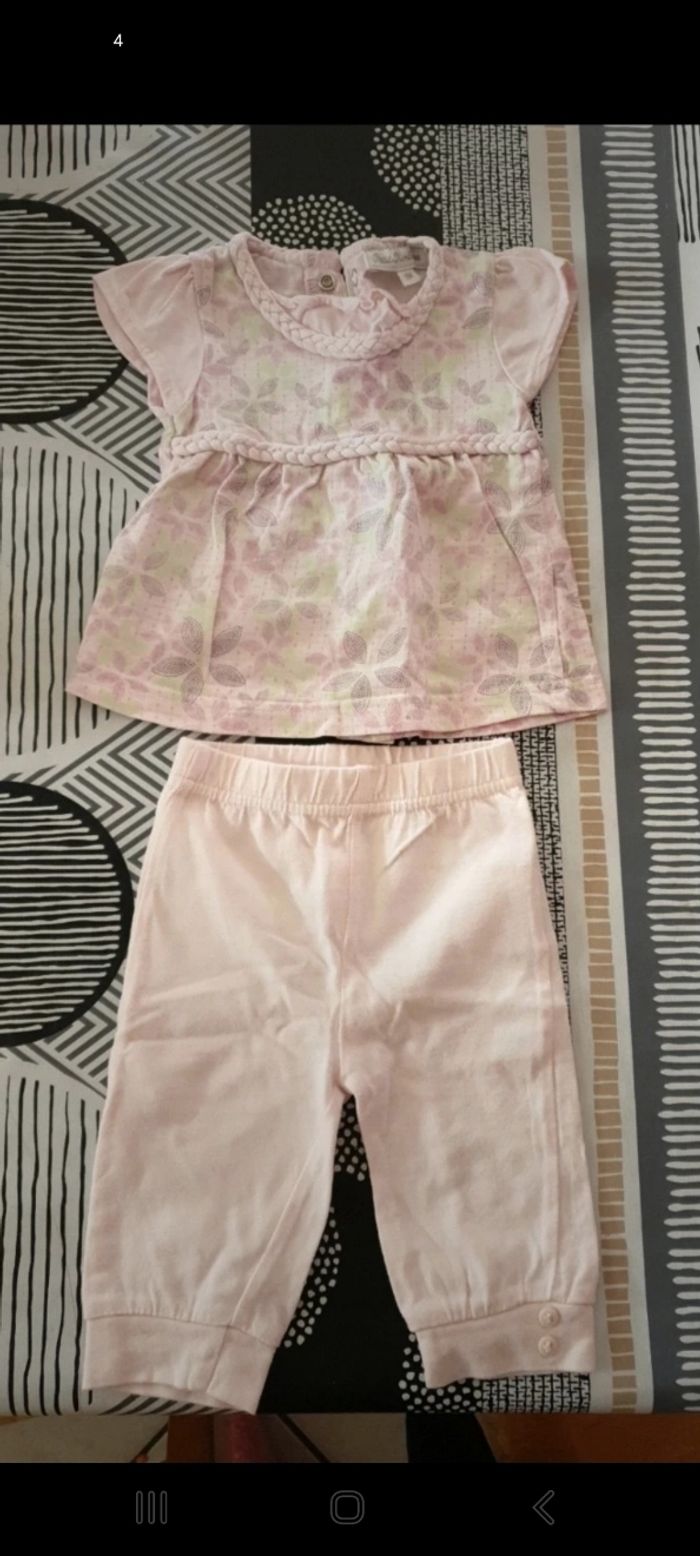 Ensemble fille 1 mois