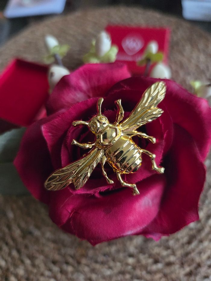 Abeille Chic dorée - photo numéro 4