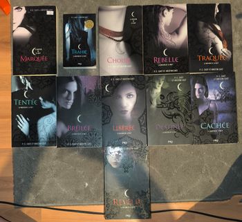 Livres collection La Maison de la Nuit