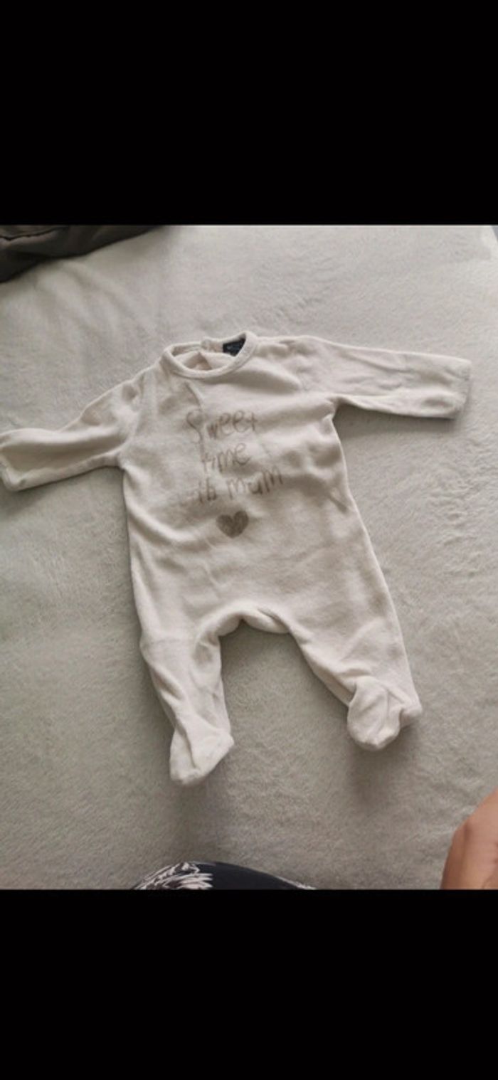 Pyjama 1 mois