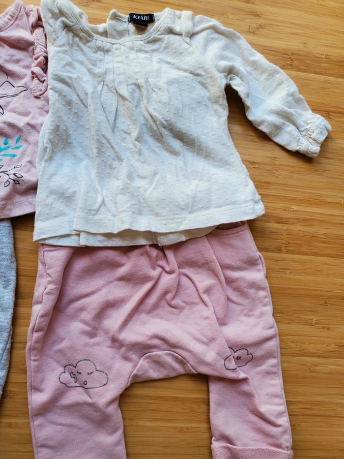Lot de 2 tenues - photo numéro 2