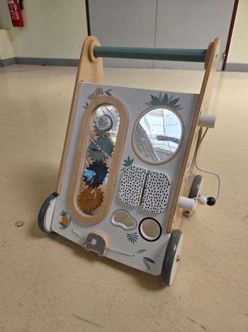 Chariot de jeu en bois multiactivités Vertbaudet