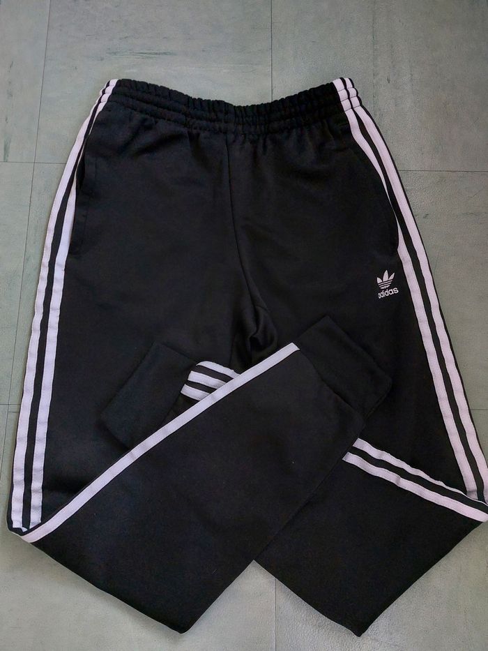 Jogging adidas