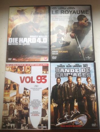 Lot de 4 DVD : Vol 93, Bande de sauvages, Le royaume et Die Hard 4.0