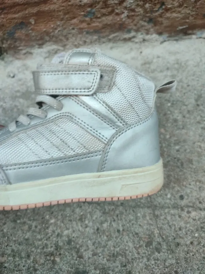 Chaussures basket taille 28 marque Okaïdi - photo numéro 13