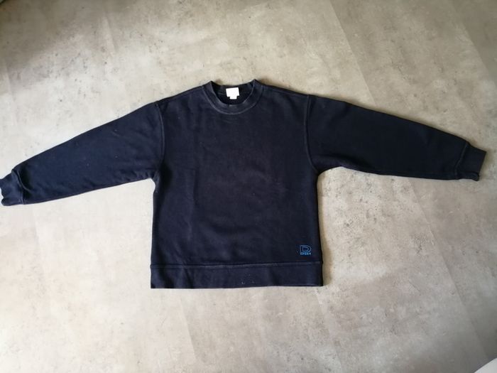 Sweat Décathlon marine taille 12 ans