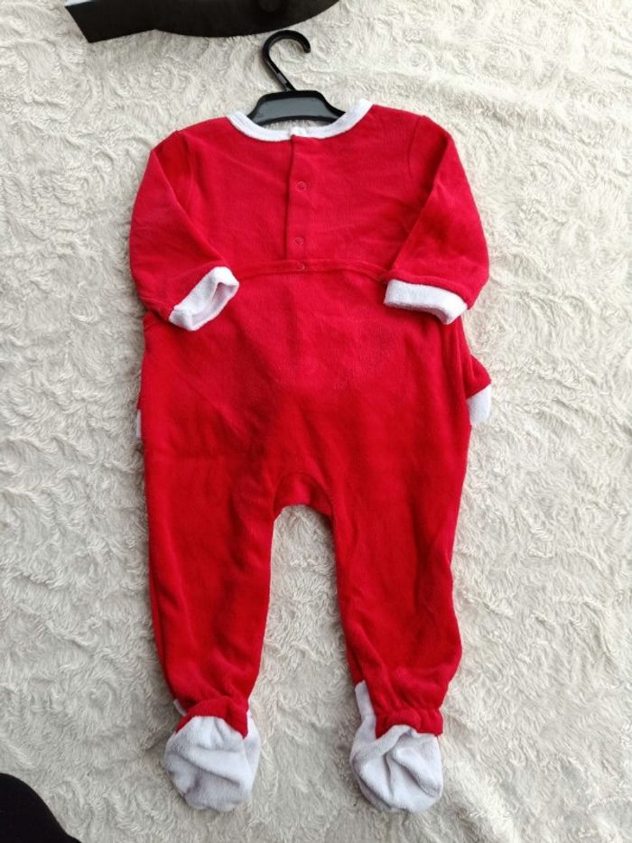 Pyjama grenouillère velours Fille 9 mois cœur Père mère Noël Tex Baby - photo numéro 9