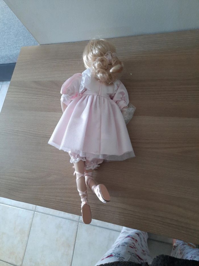 Poupée - photo numéro 2