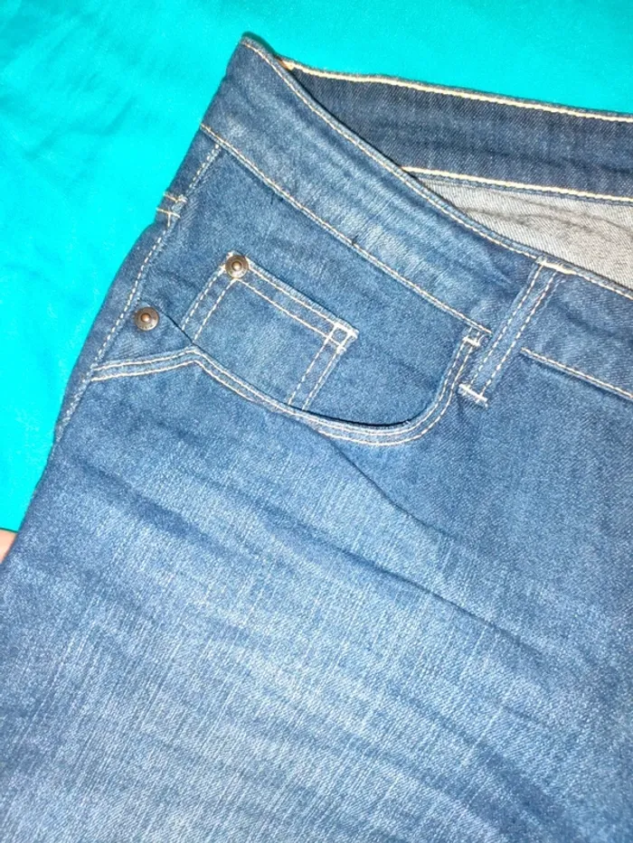 Jeans droit taille basse - photo numéro 3