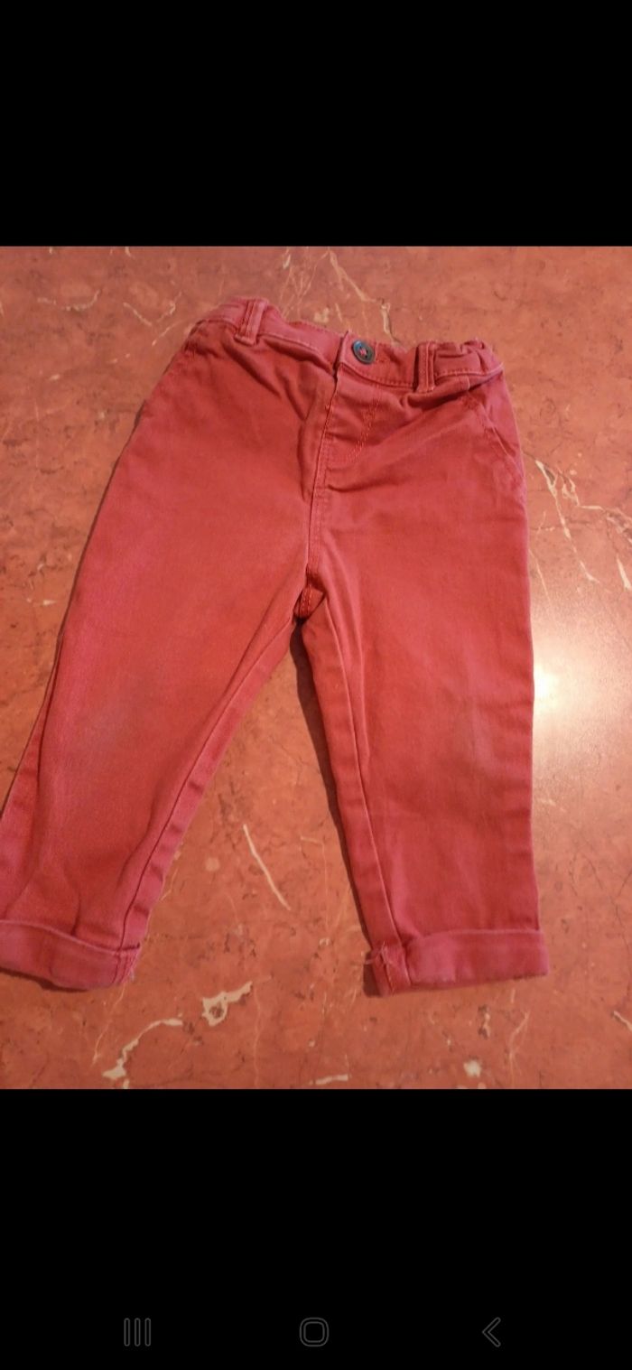 Pantalon bébé taille 18 mois