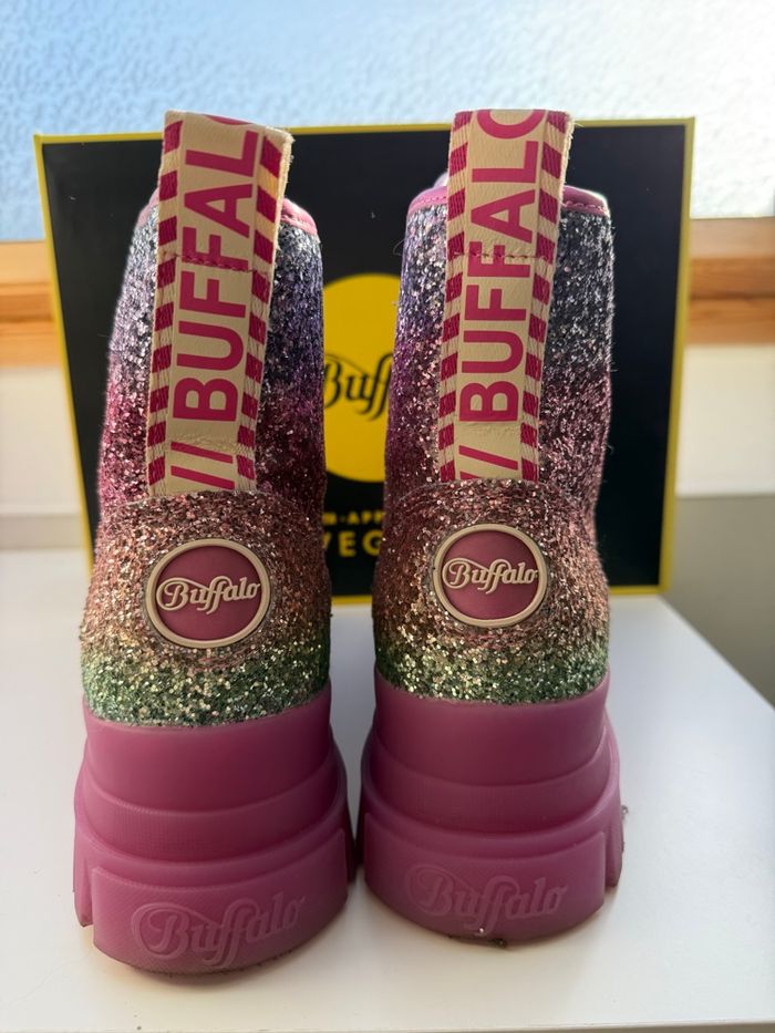 Buffalo Aspha rose - photo numéro 4