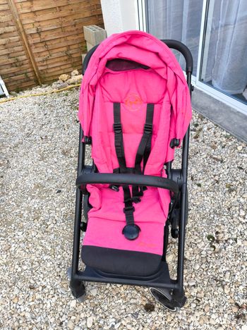 Poussette Cybex + 2 assises + nacelle + cosy