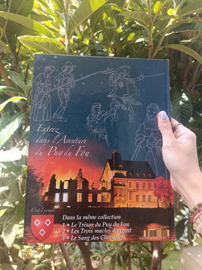 Livre le trésor du puy du fou. - photo numéro 4