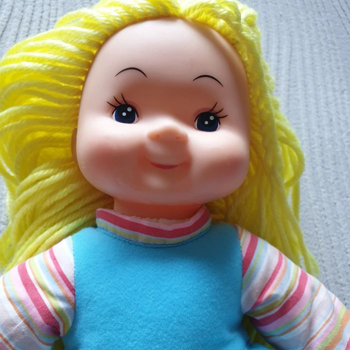 Poupon vintage années 80, Dolly Câlin Rag blonde n° 238, très bon état, marque Simba - photo numéro 4
