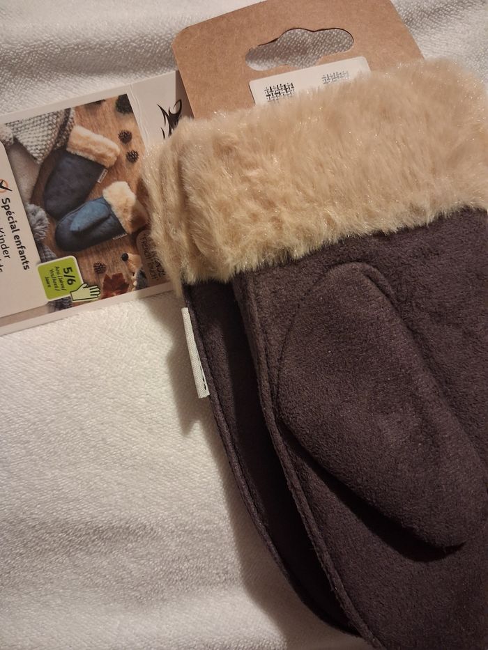 Les gants enfants - photo numéro 2