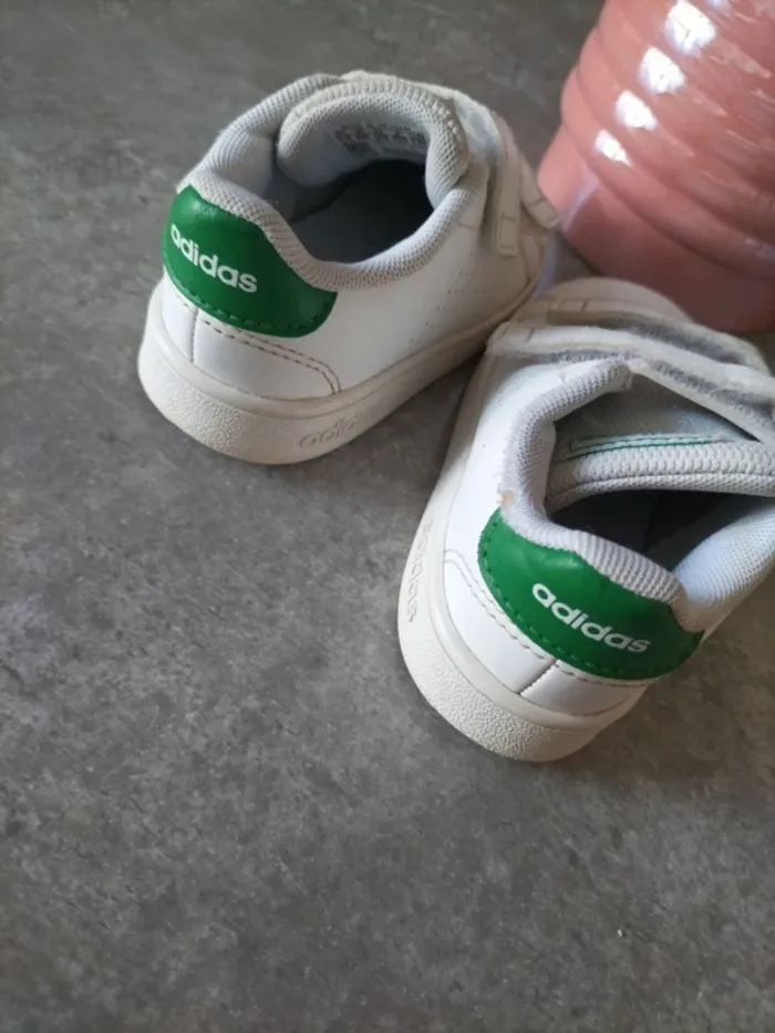 Baskets taille 23 Adidas - photo numéro 4