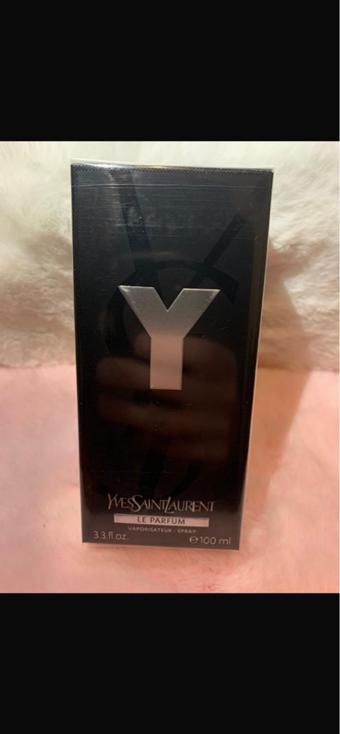 Yves saint Laurent