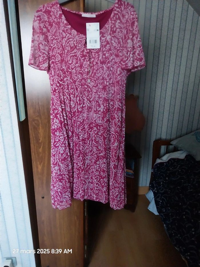 Robe plissée - taille 46 - Armand Thiery (pivoine)