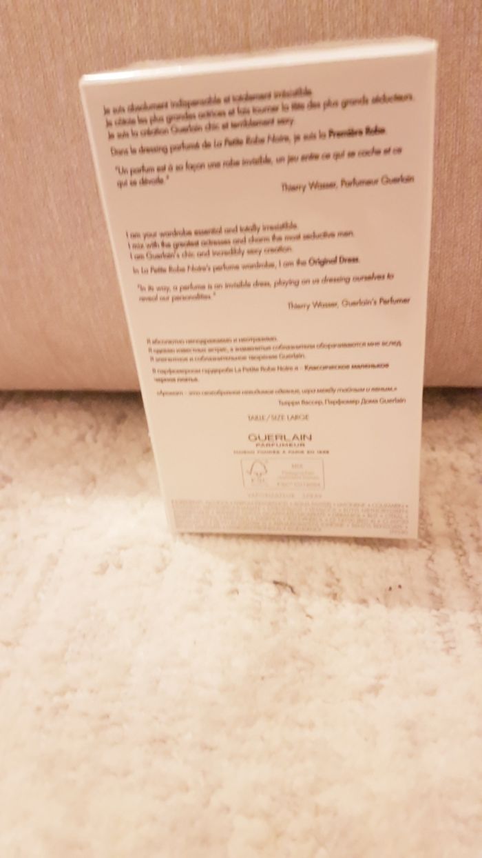 la petite robe noir guerlain - photo numéro 3