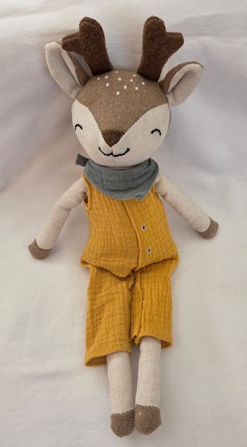 Doudou peluche Renne salopette jaune moutarde- Maisons du monde