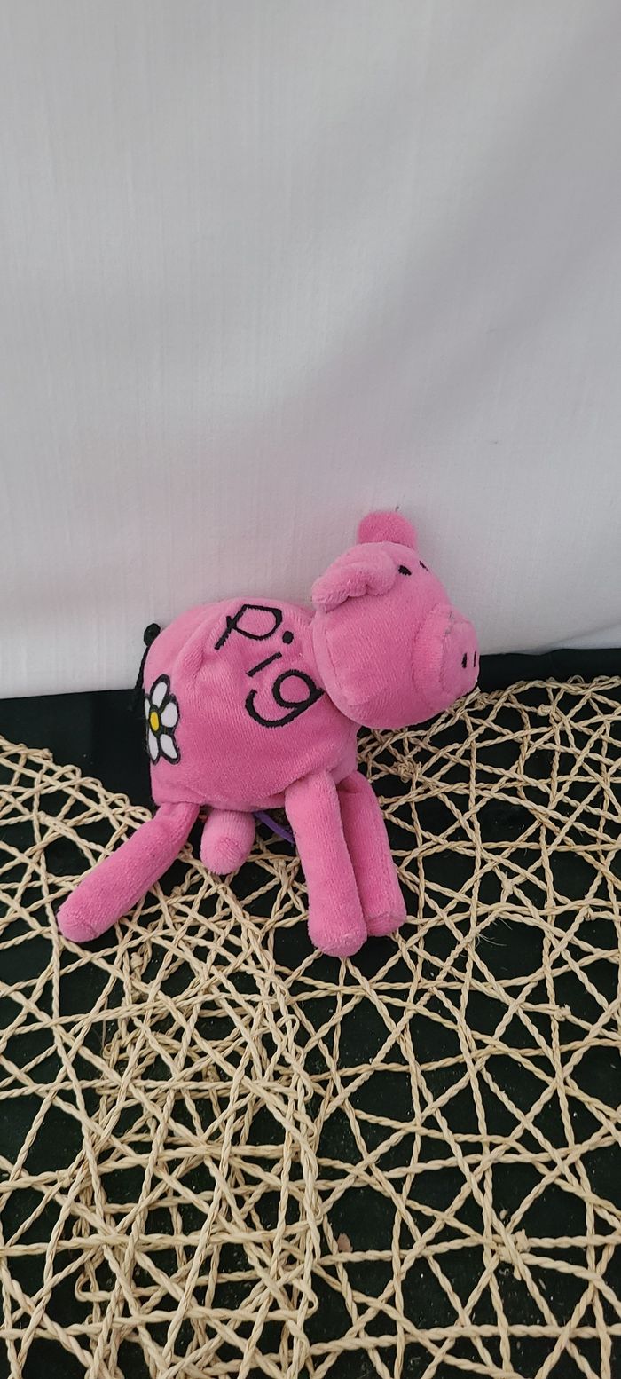 Peluche doudou pour cochon Bang on the Door, millésime 1999.