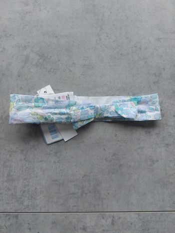 Bandeau Liberty Jacadi taille 1 neuf avec
étiquettes