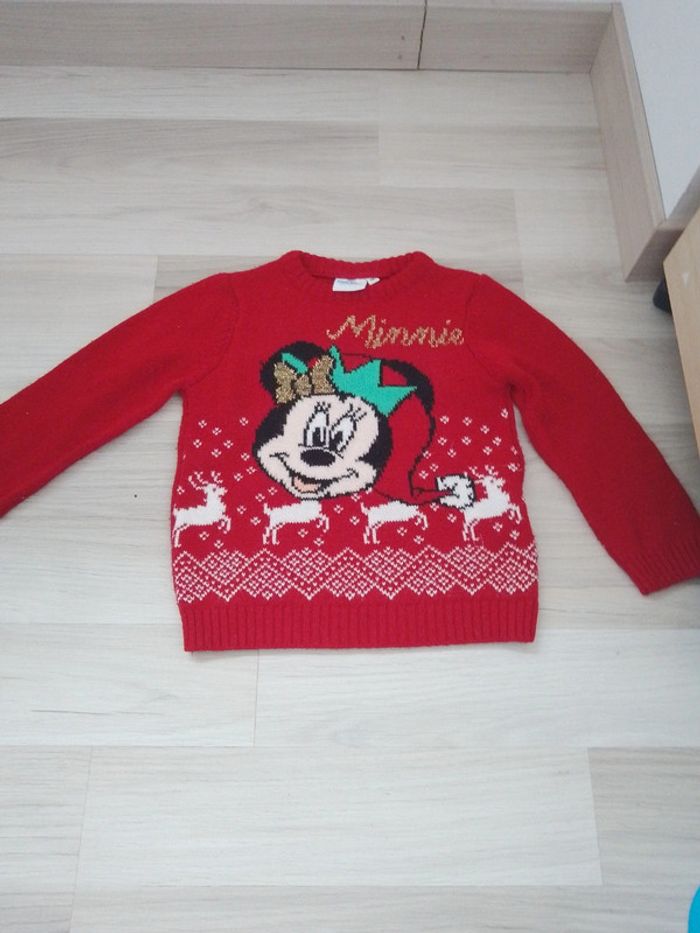 Pull de noël Minnie mouse taille 4 ans