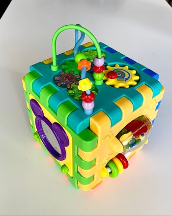 Cube d’activités modulable