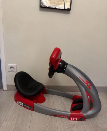 🚗 Voiture simulateur de conduite pilote V8 driver - très bon état - 3 ans - smoby
