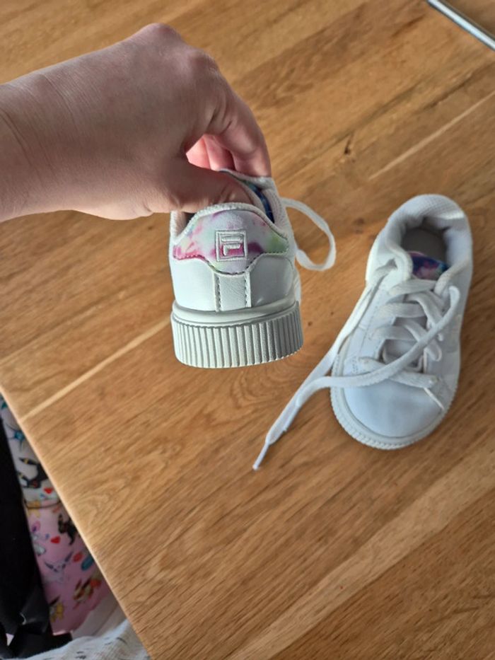 Chaussures basket FILA 23 1/2 - photo numéro 2
